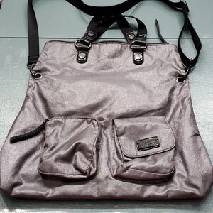 KENNETH COLE REACTION CLOTH‎ PURSE. Zipper closure and Zipper pockets. Tw…